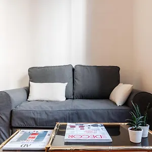 Panzeri Flexyrent Aircon E Wifi Apartment